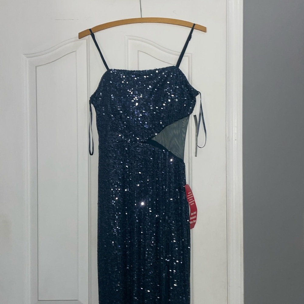 Woman’s Dress